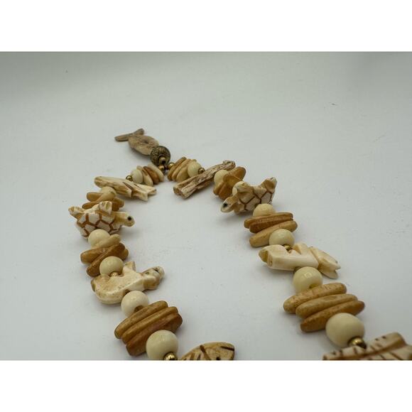 Vintage Navajo Carved Bone Necklace 13" Fish, Bird, Turtle, Bear, Lion - Picture 3 of 10